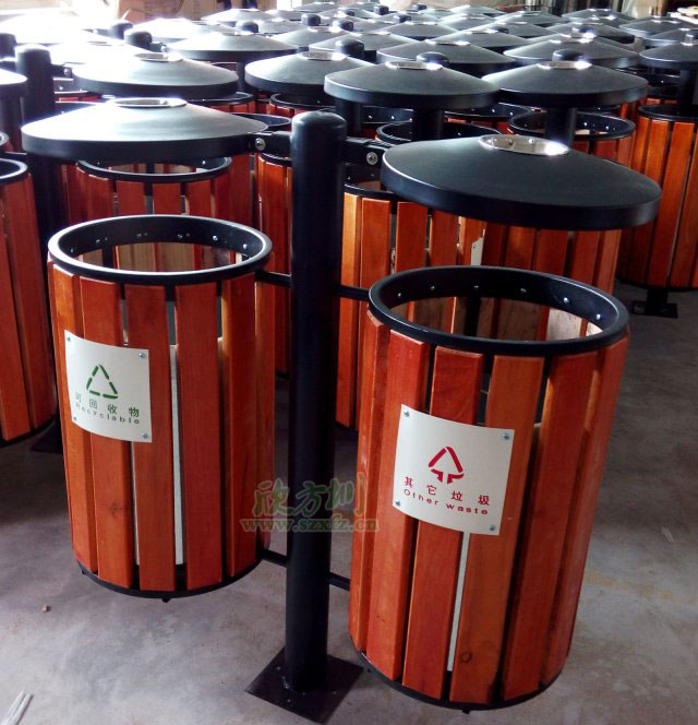 環(huán)形環(huán)保鋼木分類垃圾桶工廠批量生產圖
